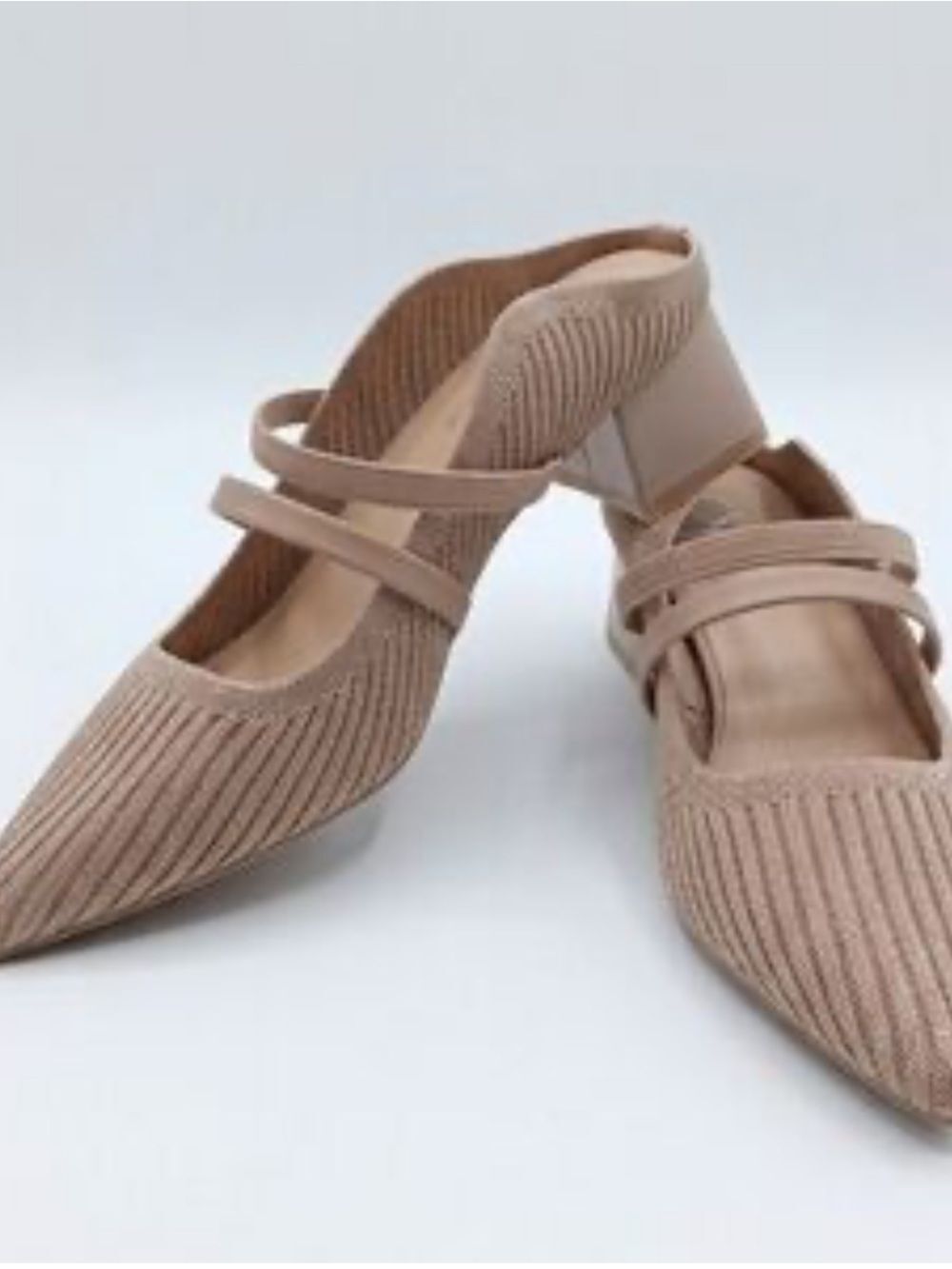 Cozy Island Softwave CutOut Block Wave Heeled Shoes 7.5